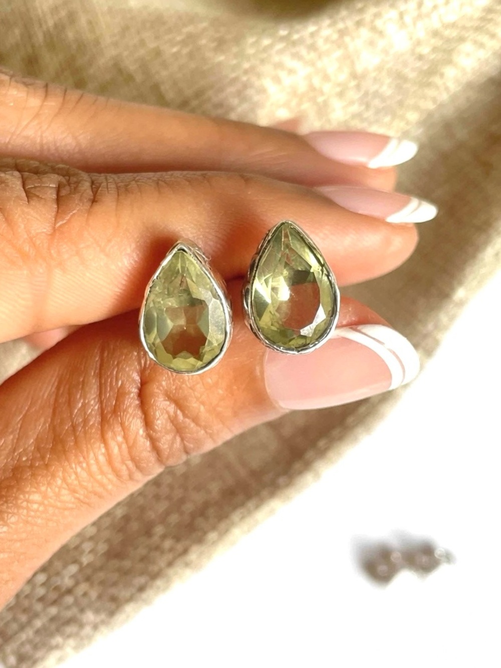 Lemon Quartz, earring in 925 Sterling SilverHandmade& vintage inspired (12*8mm)